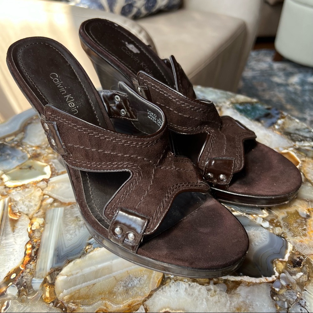 Calvin Klein Brown Suede Wedge Sz 8.5